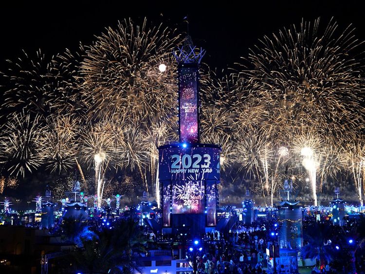 4 Guinness World Records set by New Year celebrations at Abu Dhabi’s Sheikh Zayed Festival